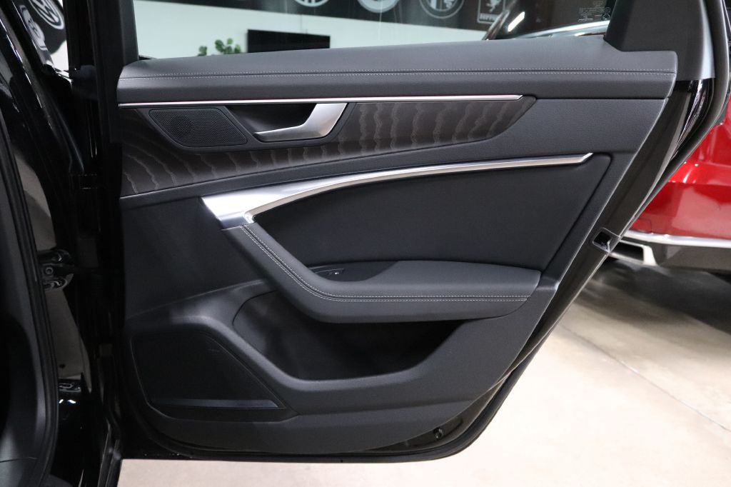 2021 Audi A6 Image 26