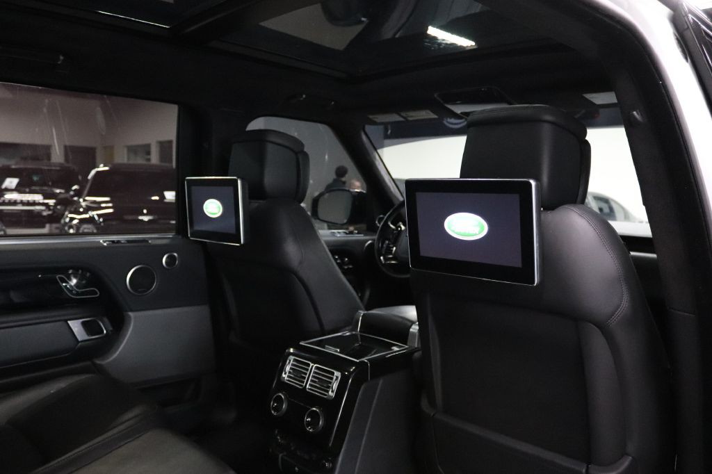 2018 Land Rover Range Rover Image 21