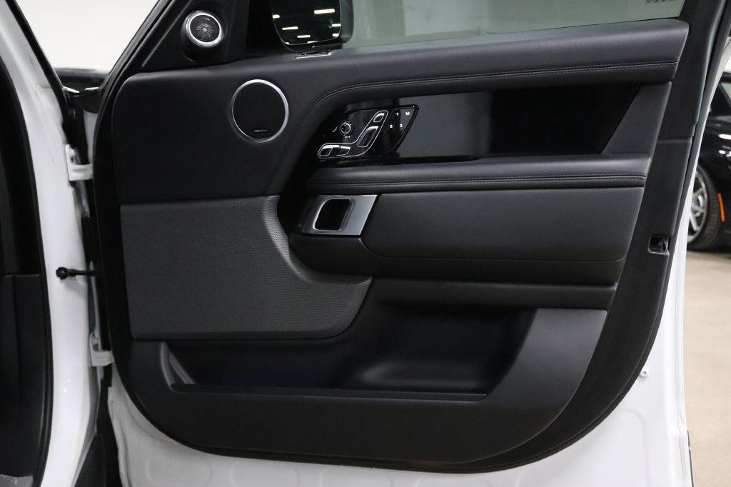2018 Land Rover Range Rover Image 22
