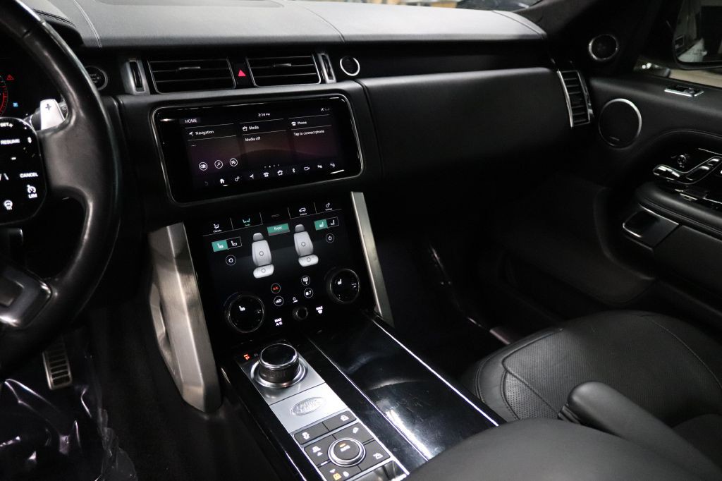 2018 Land Rover Range Rover Image 30