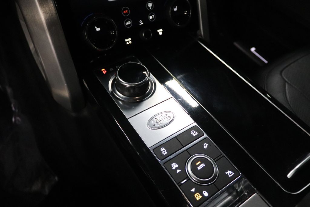 2018 Land Rover Range Rover Image 31