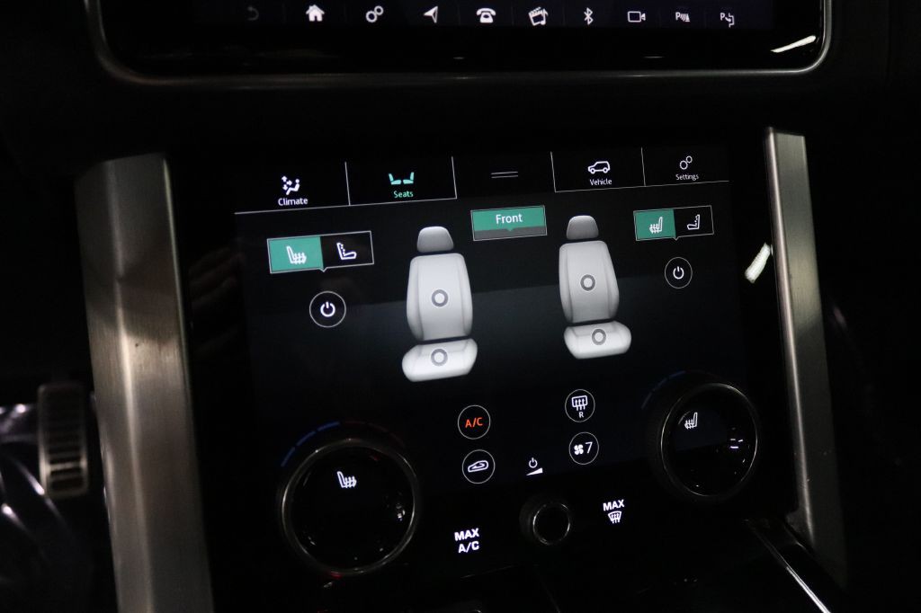 2018 Land Rover Range Rover Image 32