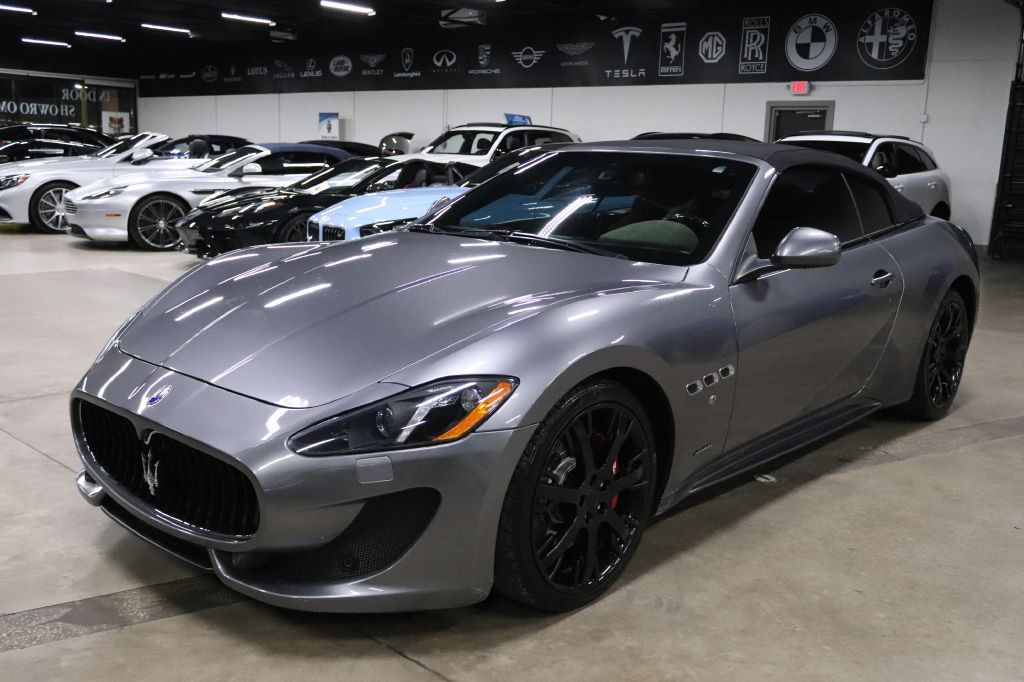 2016 Maserati GranTurismo Image 1