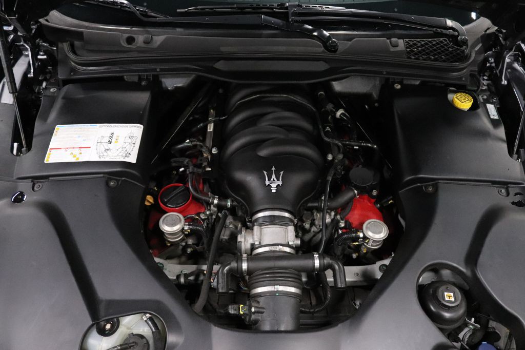 2016 Maserati GranTurismo Image 26