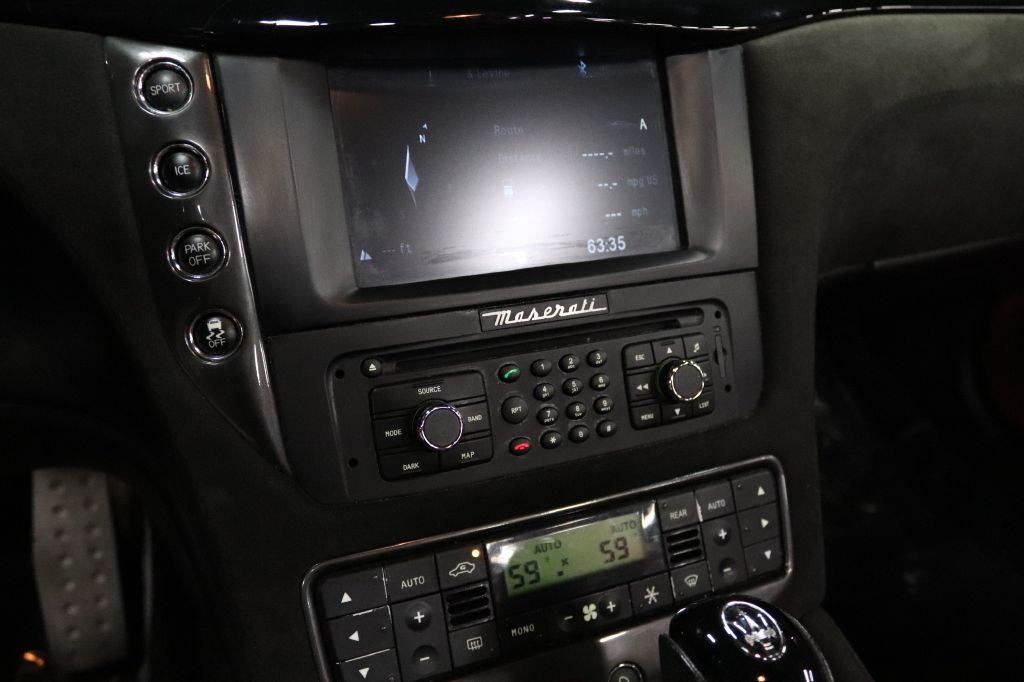 2016 Maserati GranTurismo Image 32