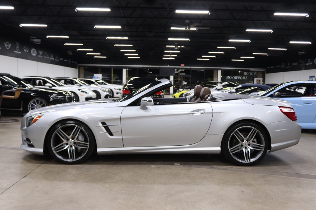 2013 Mercedes-Benz SL-Class Image 4