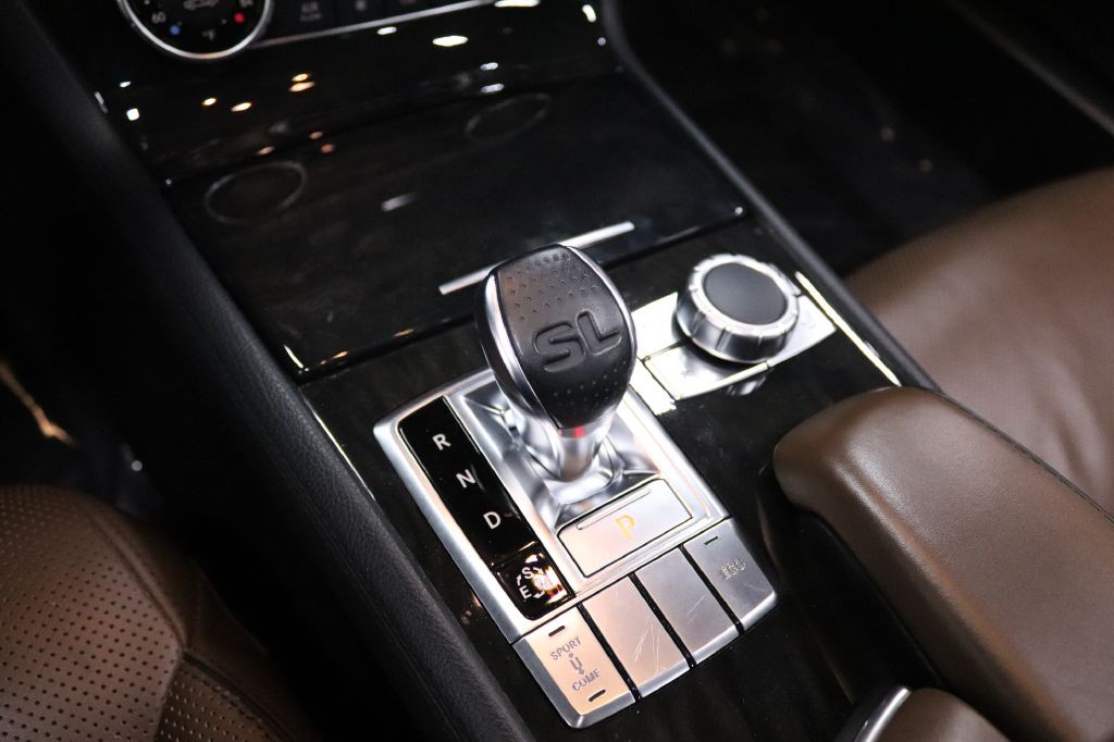 2013 Mercedes-Benz SL-Class Image 30