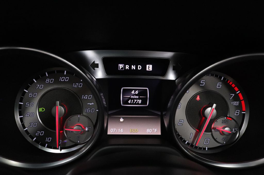 2013 Mercedes-Benz SL-Class Image 35