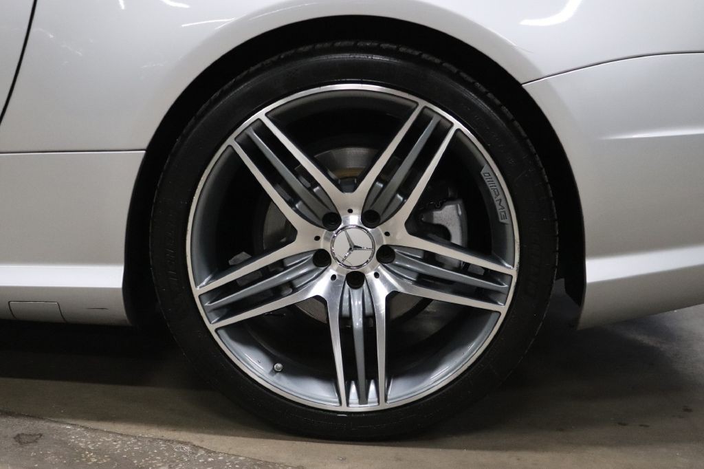 2013 Mercedes-Benz SL-Class Image 38