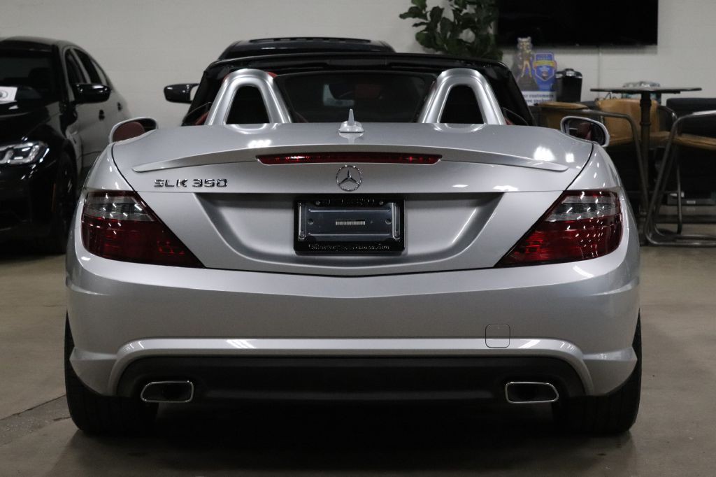 2016 Mercedes-Benz SLK-Class Image 12