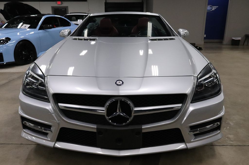2016 Mercedes-Benz SLK-Class Image 16