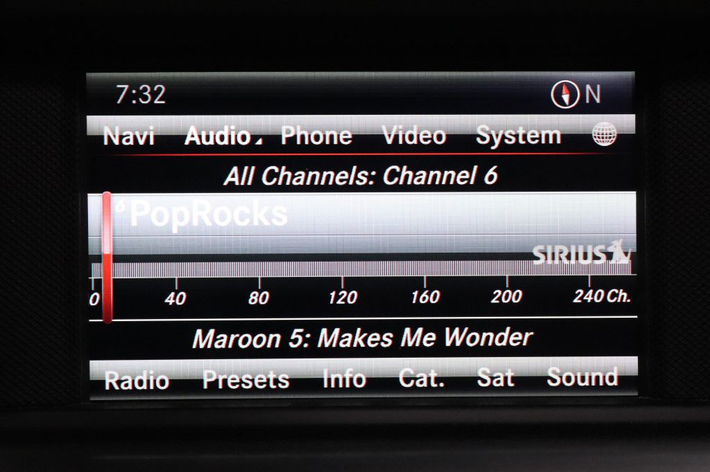 2016 Mercedes-Benz SLK-Class Image 23