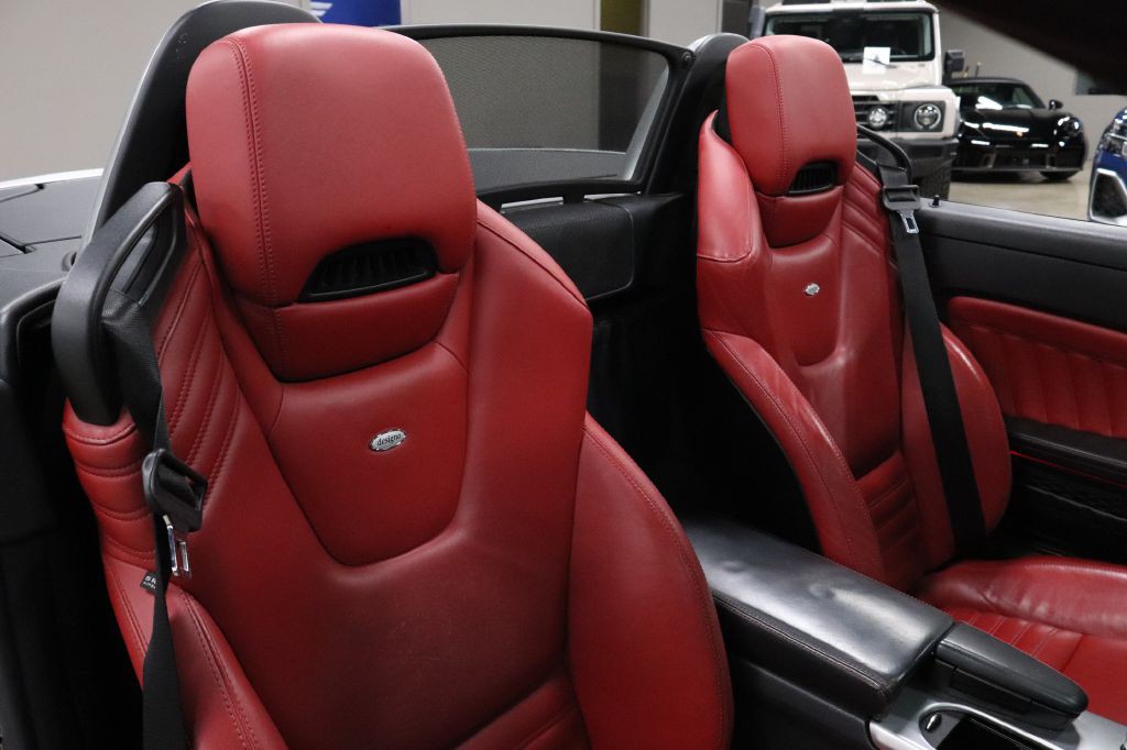 2016 Mercedes-Benz SLK-Class Image 31