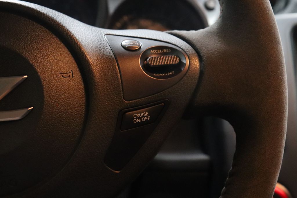 2020 Nissan 370Z Image 13