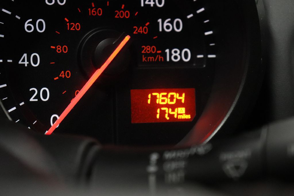 2020 Nissan 370Z Image 22