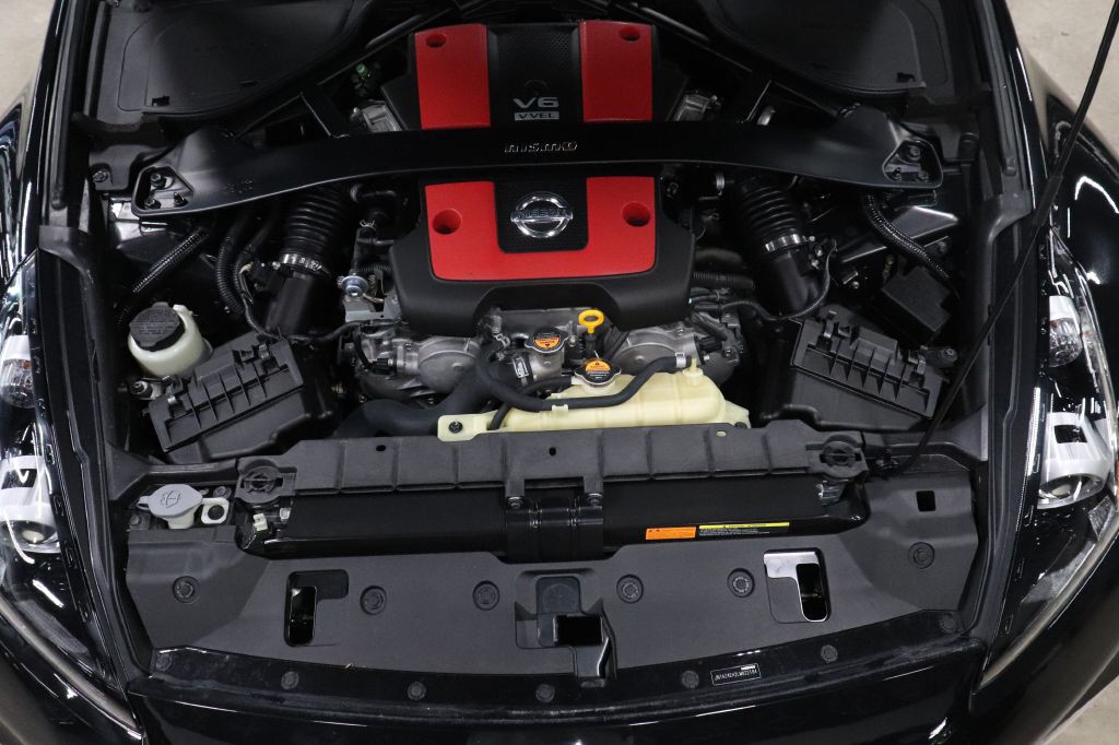 2020 Nissan 370Z Image 28