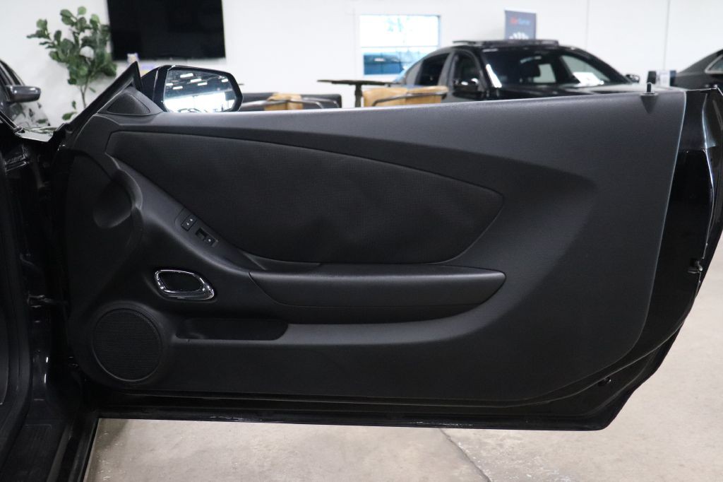 2014 Chevrolet Camaro Image 22