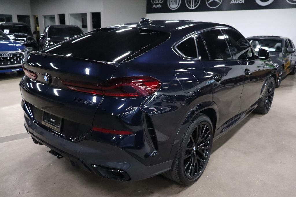 2022 BMW X6 Image 6