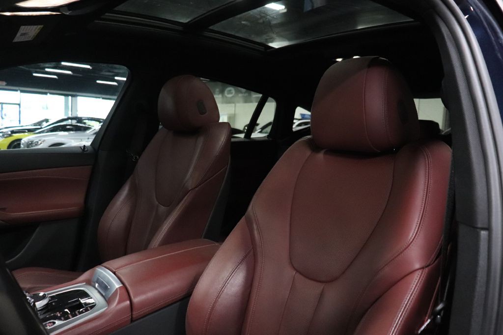 2022 BMW X6 Image 12