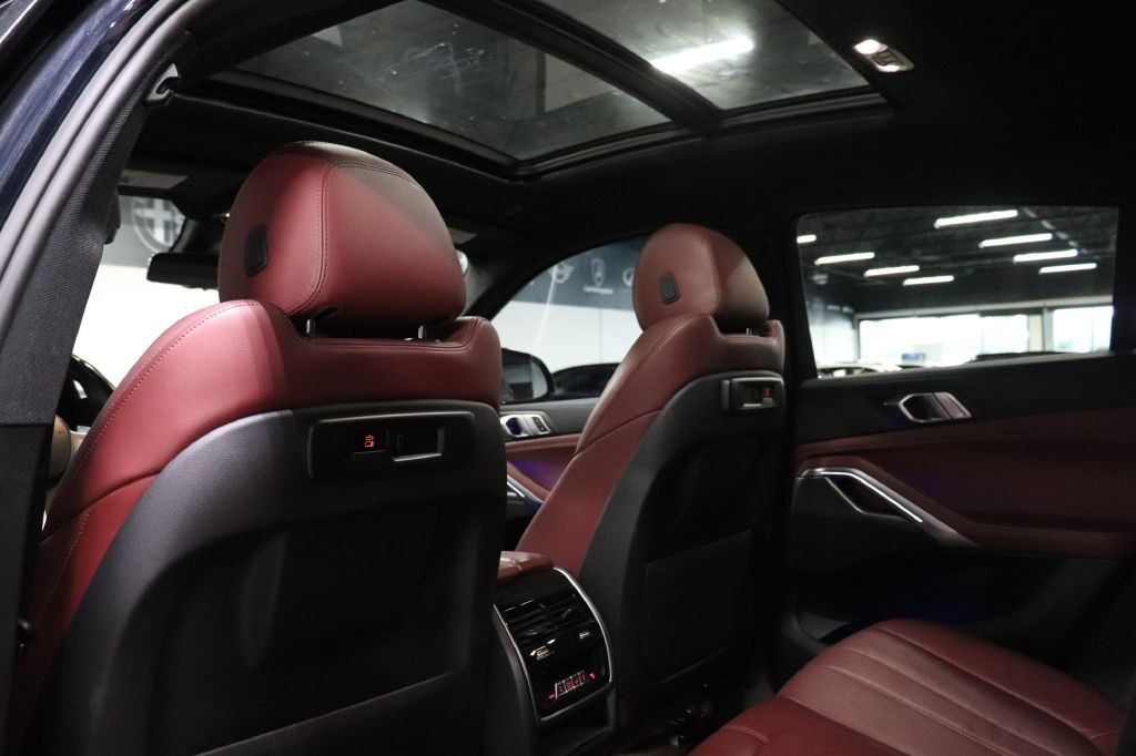 2022 BMW X6 Image 17