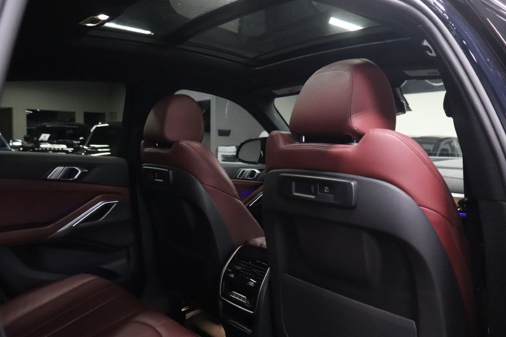 2022 BMW X6 Image 21