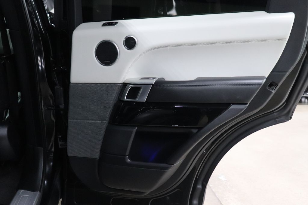 2018 Land Rover Range Rover Sport Image 18