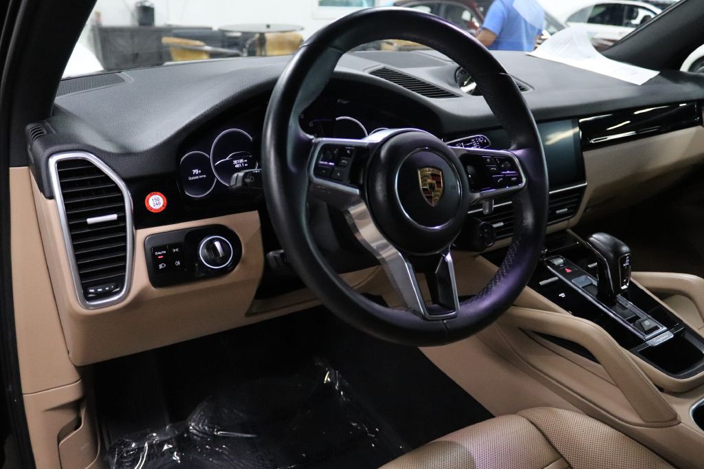 2020 Porsche Cayenne Image 12