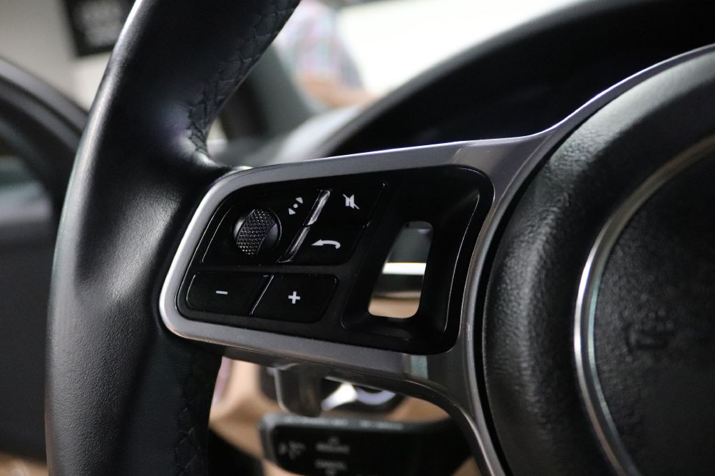 2020 Porsche Cayenne Image 27