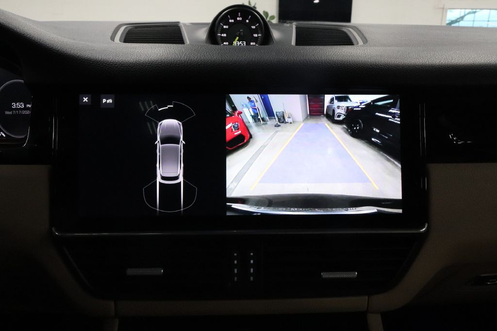 2020 Porsche Cayenne Image 32