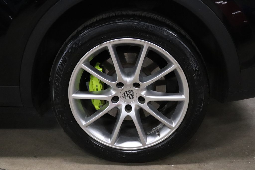 2020 Porsche Cayenne Image 37