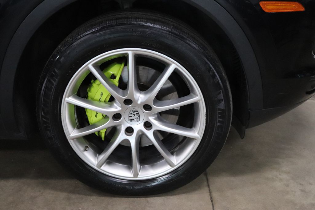 2020 Porsche Cayenne Image 39