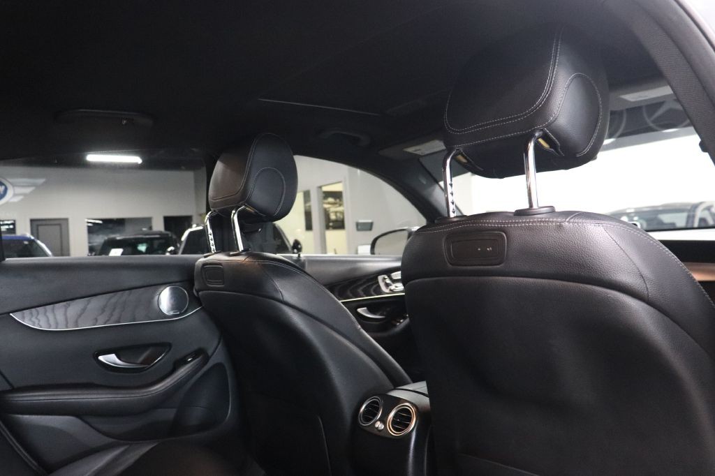 2018 Mercedes-Benz GLC-Class Image 25