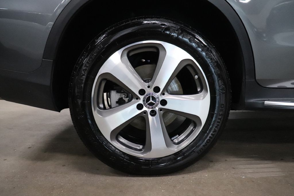 2018 Mercedes-Benz GLC-Class Image 33