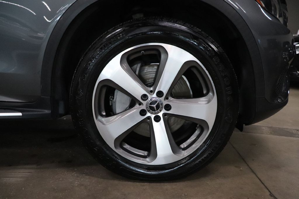 2018 Mercedes-Benz GLC-Class Image 34