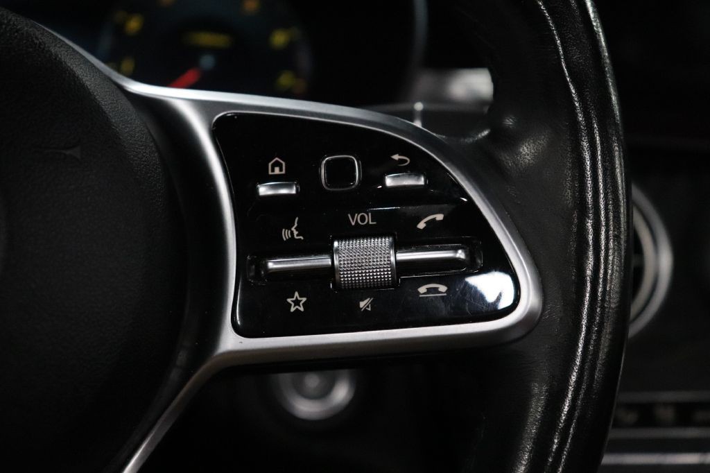 2019 Mercedes-Benz C-Class Image 21