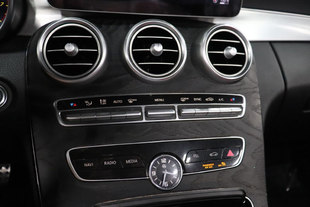 2019 Mercedes-Benz C-Class Image 25