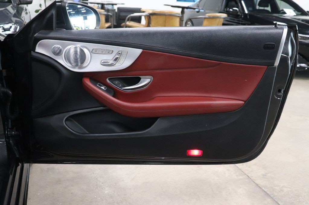 2019 Mercedes-Benz C-Class Image 32