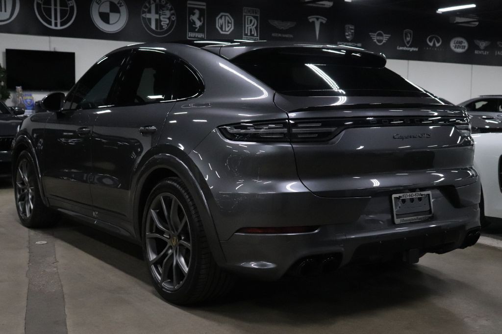 2021 Porsche Cayenne Image 3