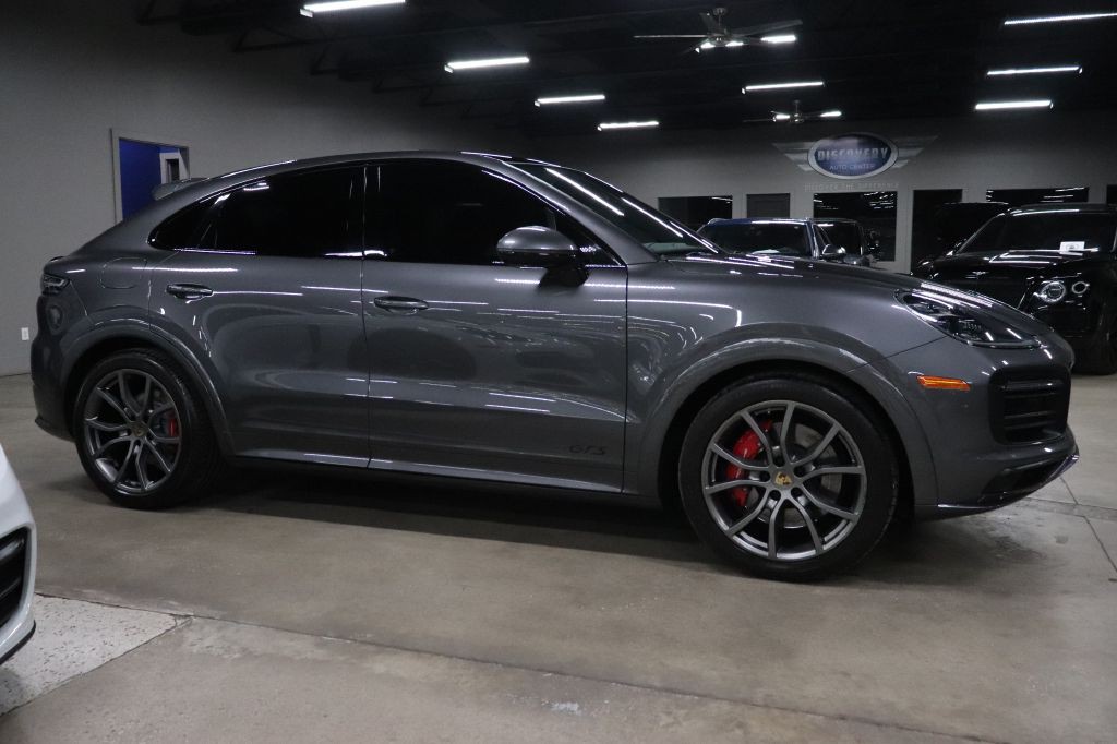 2021 Porsche Cayenne Image 6