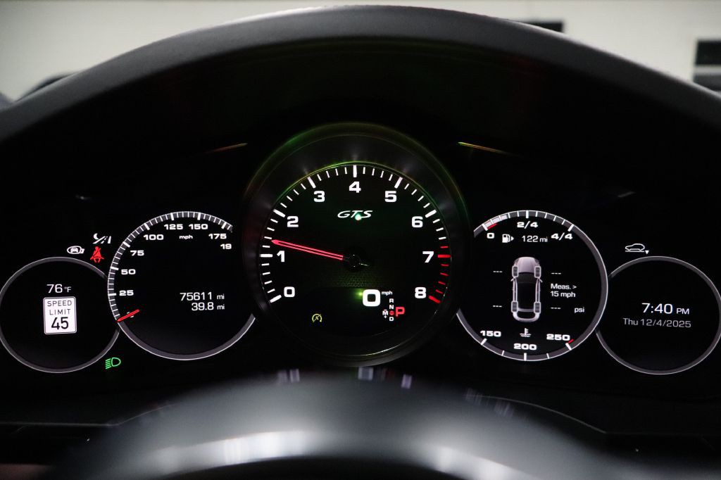 2021 Porsche Cayenne Image 18