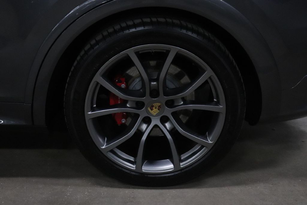 2021 Porsche Cayenne Image 33