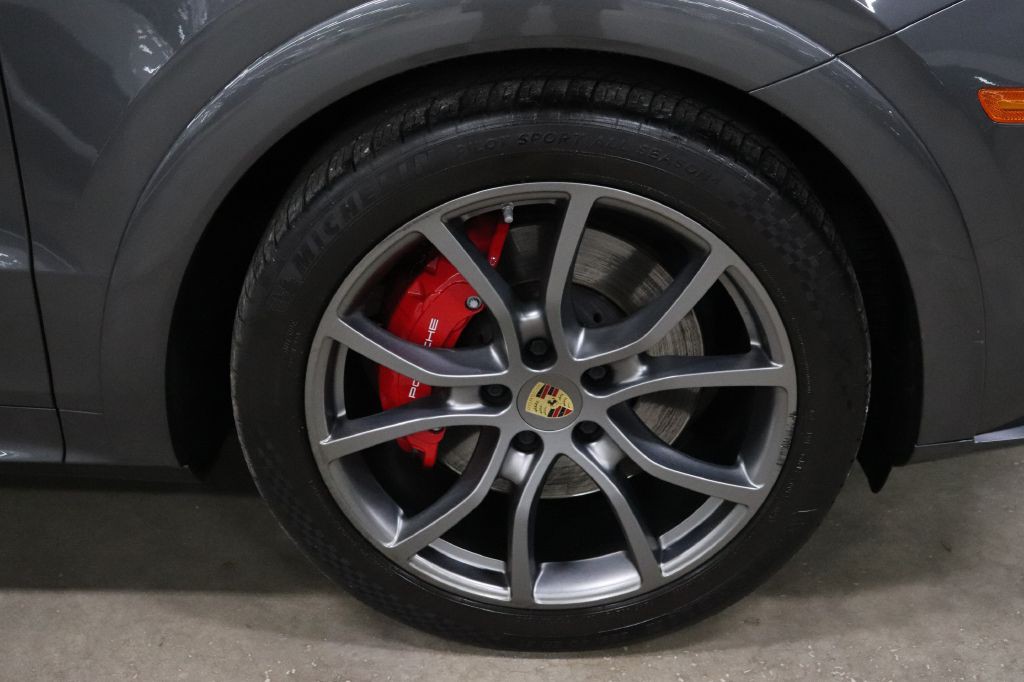2021 Porsche Cayenne Image 35