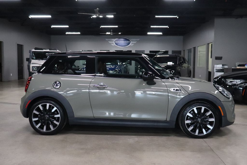 2019 MINI Cooper Image 7