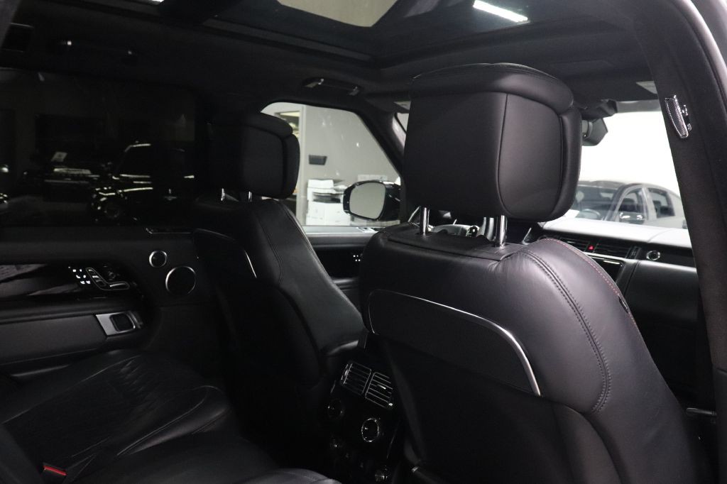 2020 Land Rover Range Rover Image 21