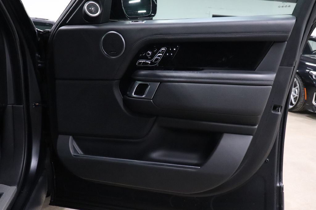 2020 Land Rover Range Rover Image 22