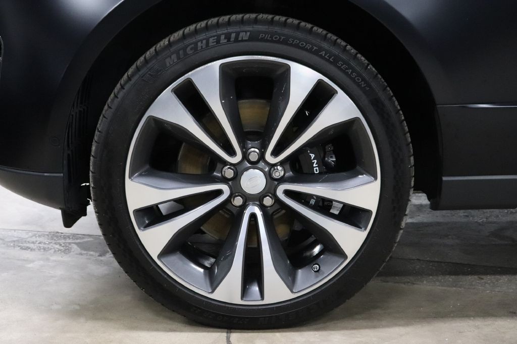 2020 Land Rover Range Rover Image 38