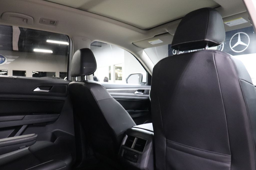 2021 Volkswagen Atlas Image 25