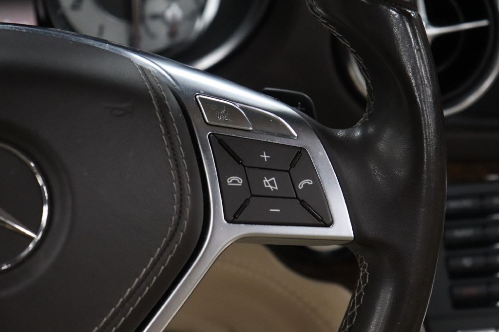 2013 Mercedes-Benz SL-Class Image 28