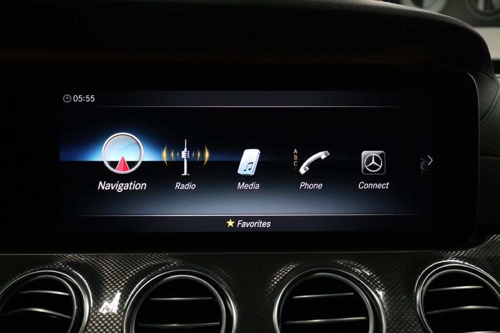 2020 Mercedes-Benz E-Class Image 12