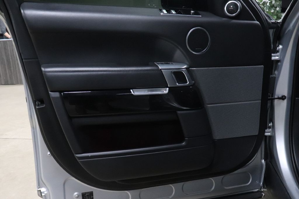 2018 Land Rover Range Rover Sport Image 9